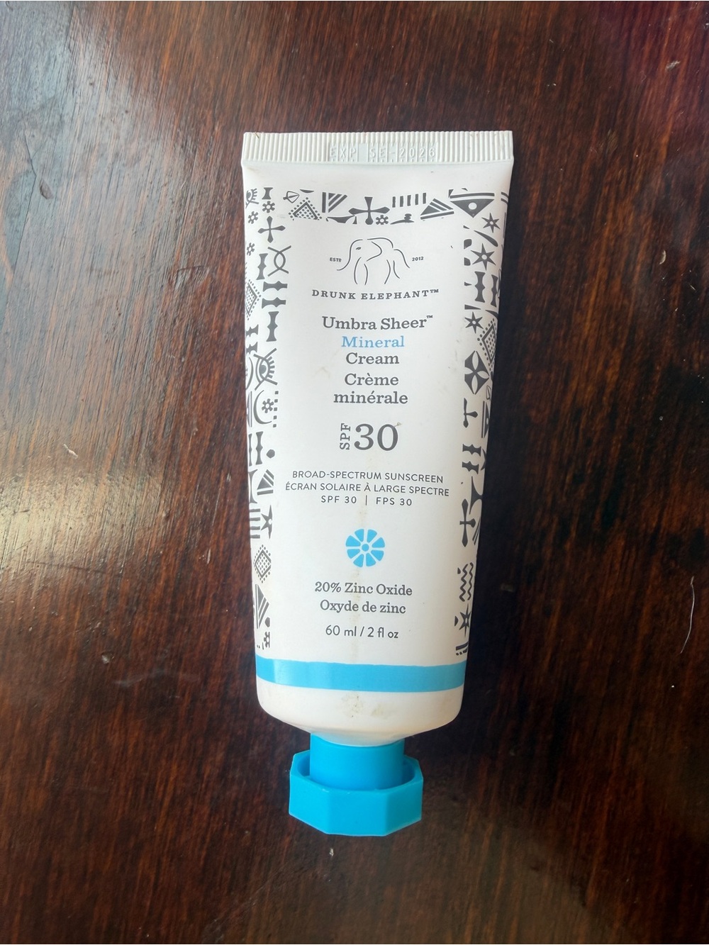 Drunk Elephant Umbra Sheer Mineral Cream SPF 30 - White & Blue